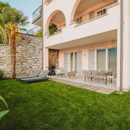 Апартаменты Exclusive Garden With View & Pool Муссо