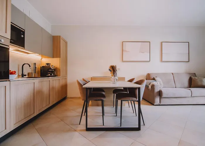 Exclusive Garden With View & Pool Апартаменты Муссо