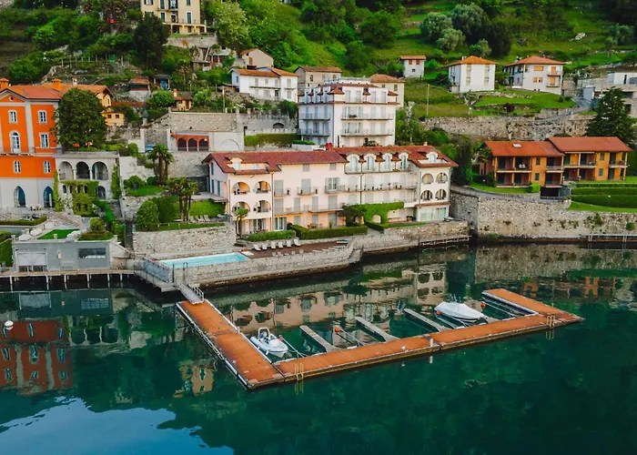 Exclusive Garden With View & Pool Апартаменты *