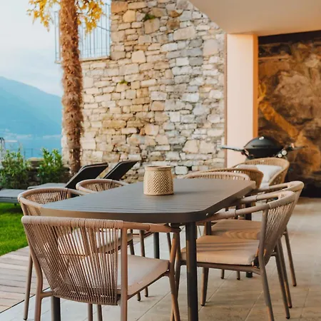 Apartment Exclusive Garden With View & Pool Musso