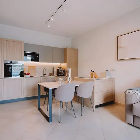 Apartment Exclusive Garden With View & Pool