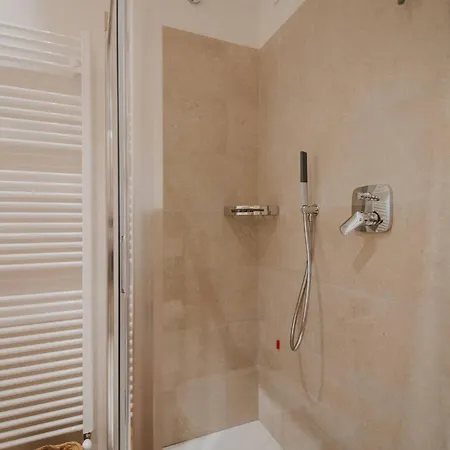 Exclusive Garden With View & Pool